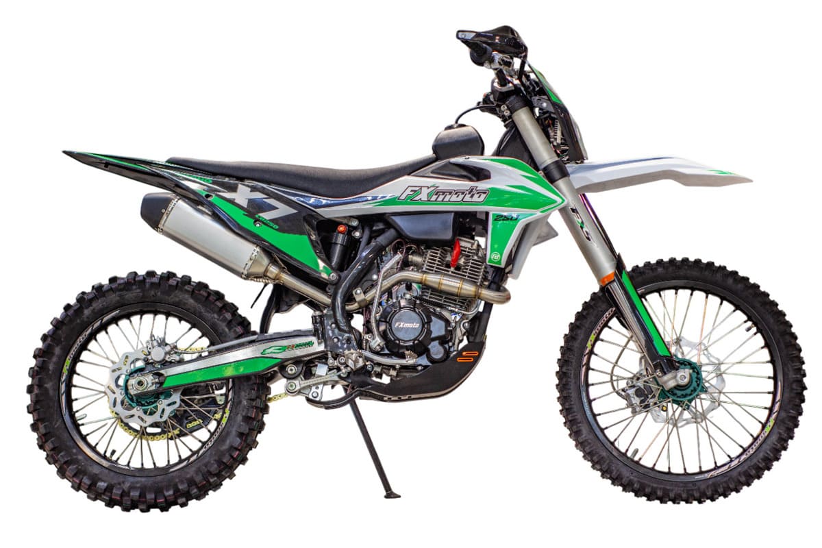 Мотоцикл кроссовый эндуро FXMOTO X7 CB250 Мотоцикл кроссовый эндуро FXMOTO X7 CB250